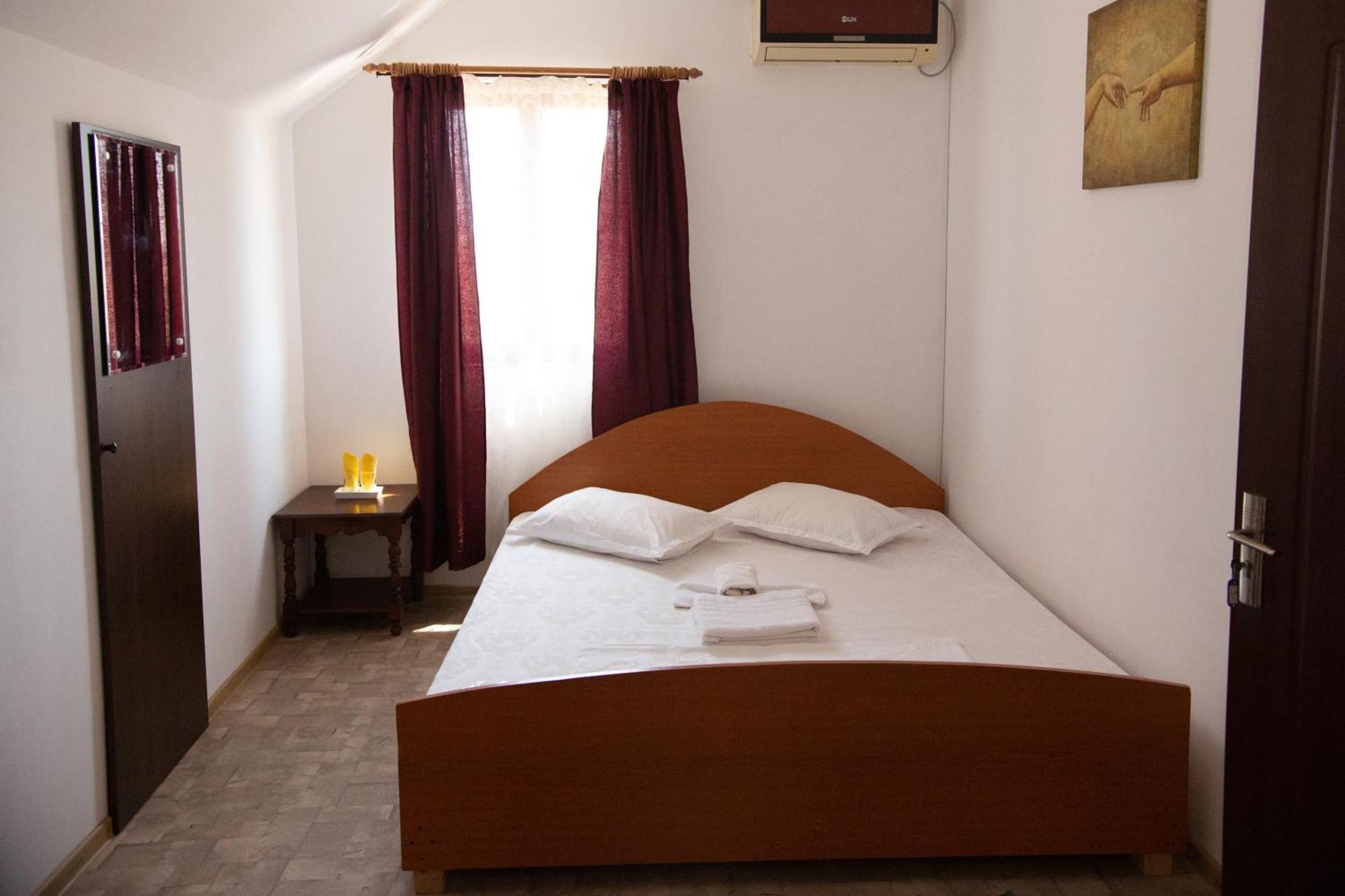 Hotel Casa Dany Corbu  Esterno foto