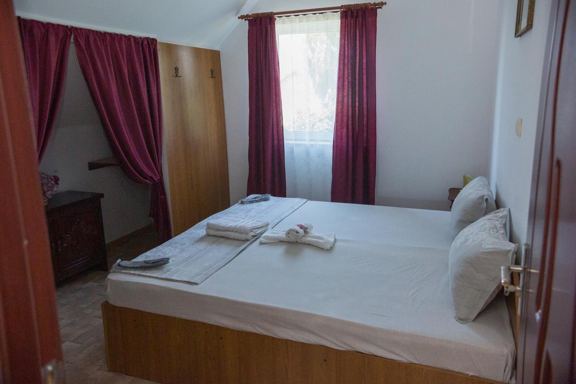 Hotel Casa Dany Corbu  Esterno foto