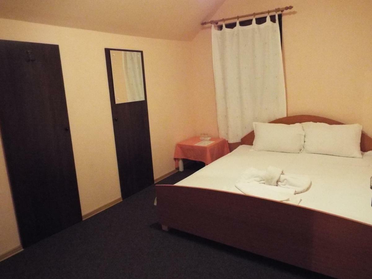 Hotel Casa Dany Corbu  Esterno foto