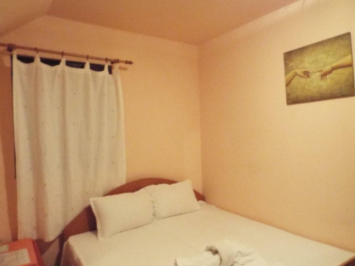 Hotel Casa Dany Corbu  Esterno foto